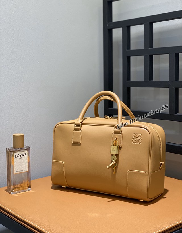 Loewe專櫃2022新款全皮純色手提肩背斜挎女包 羅意威大號Amazono手提包 10521 lyw1436